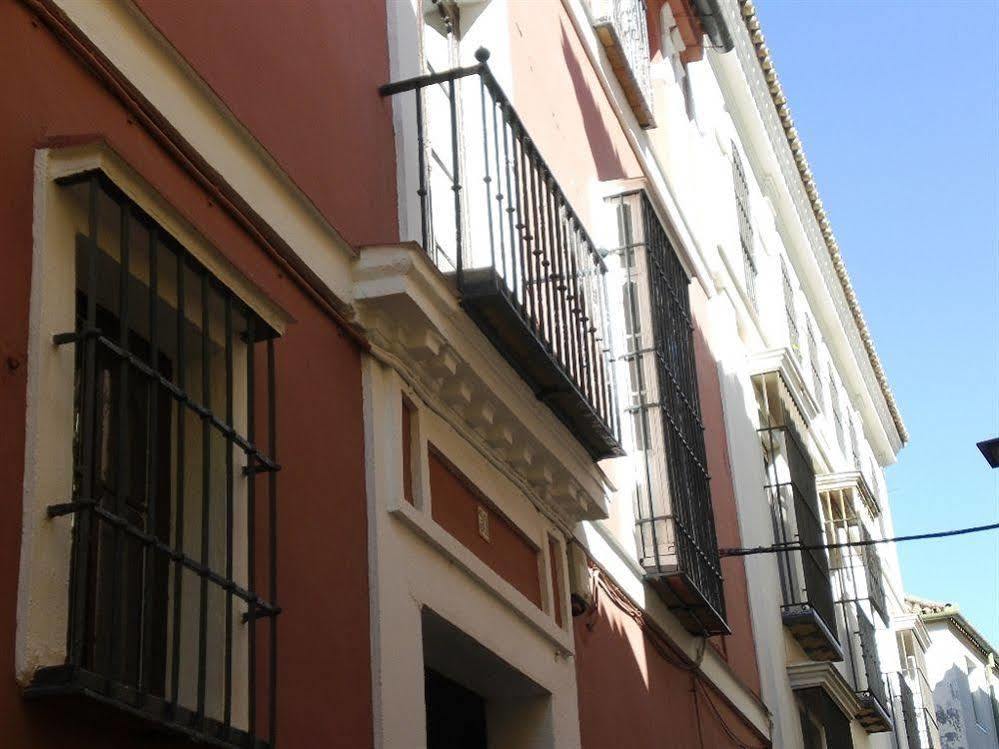 Отель Nuea Giralda Севилья Экстерьер фото